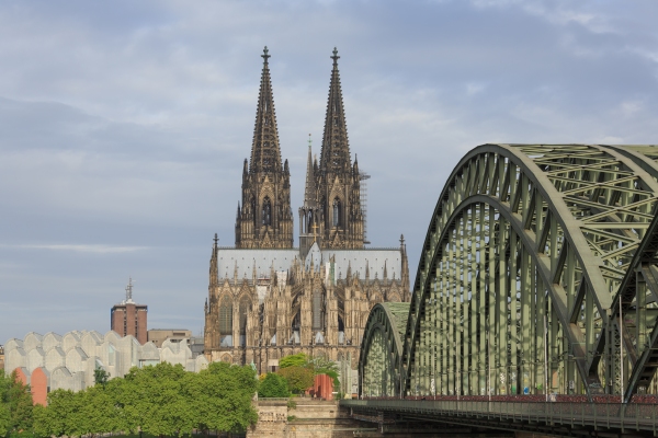 Cologne_Germany_Exterior-view-of-Cologne-Cathedral-06