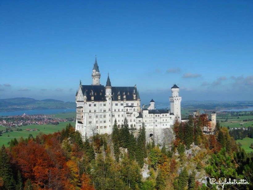 Schloss Neuschwanstein, Bavaria - California Globetrotter